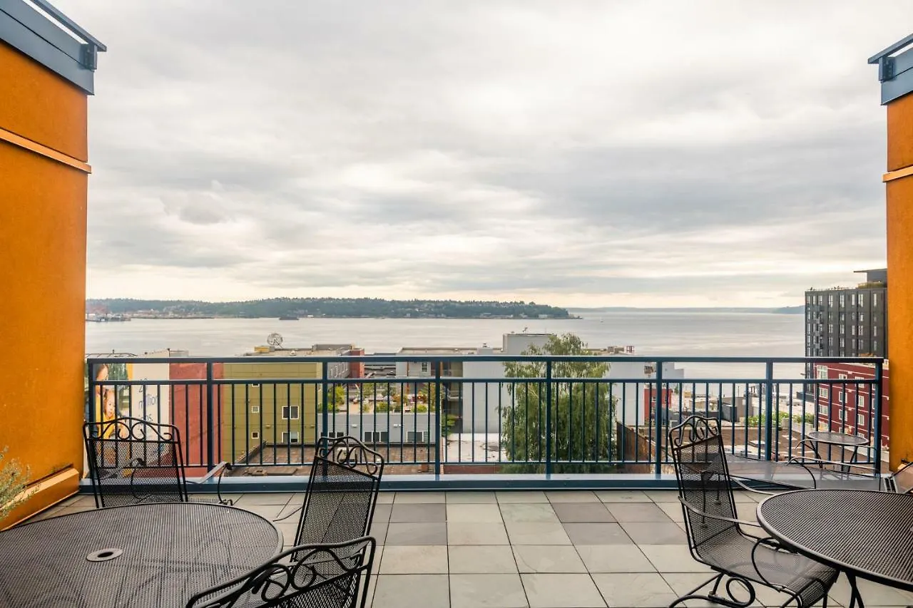 Cozy Home Nearby Most Attractions Seattle Center United States